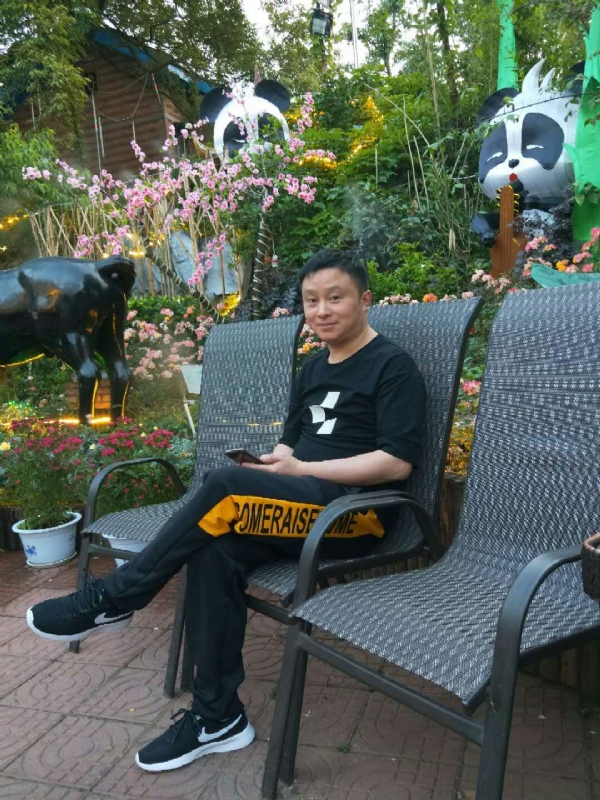 想家的第一张照片--资阳残疾人相亲网